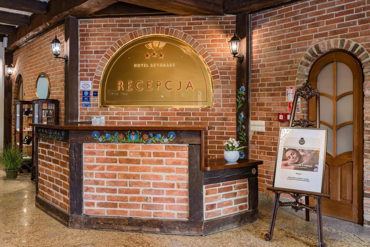 Hotel Szymbark Ngoại thất bức ảnh