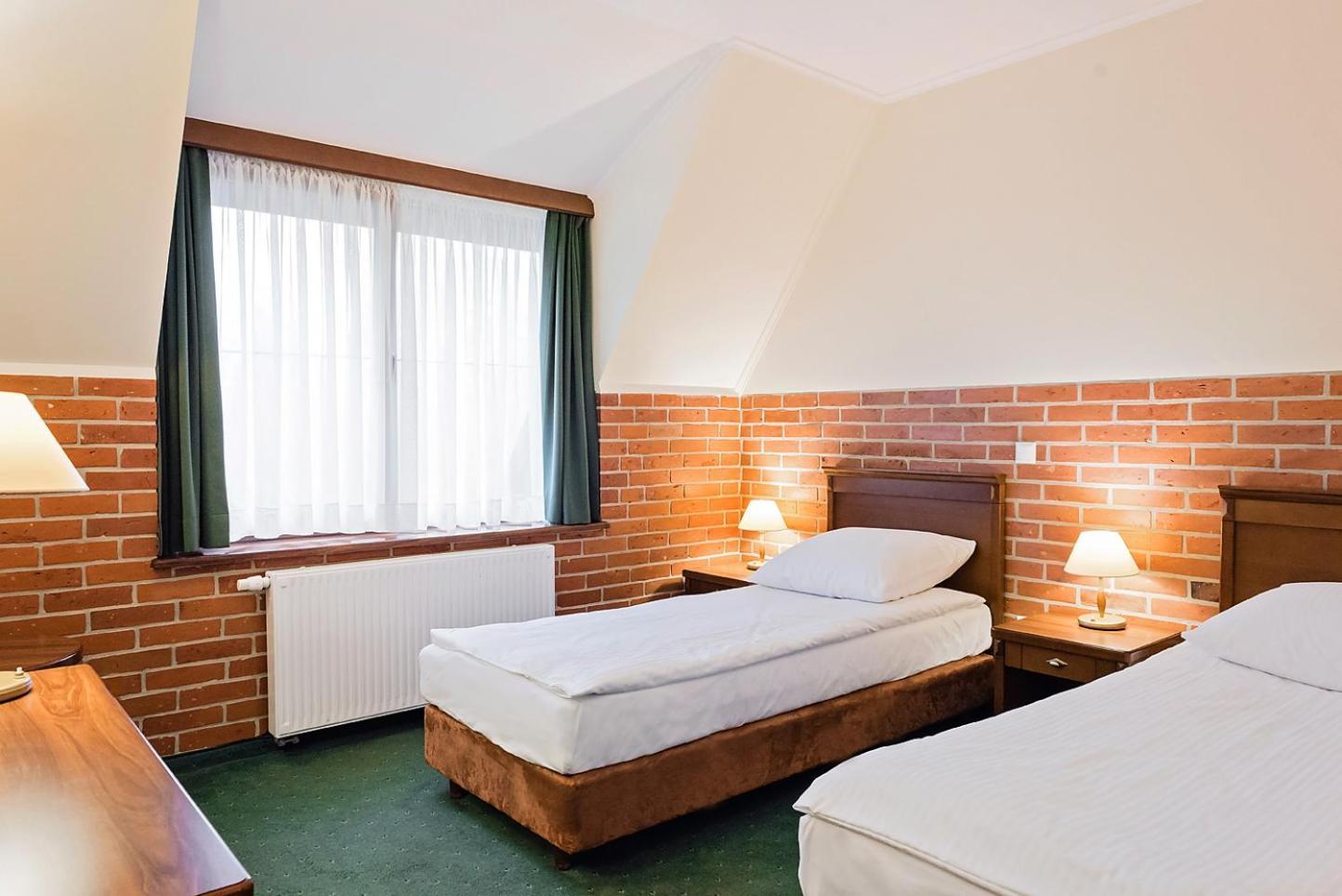 Hotel Szymbark Ngoại thất bức ảnh