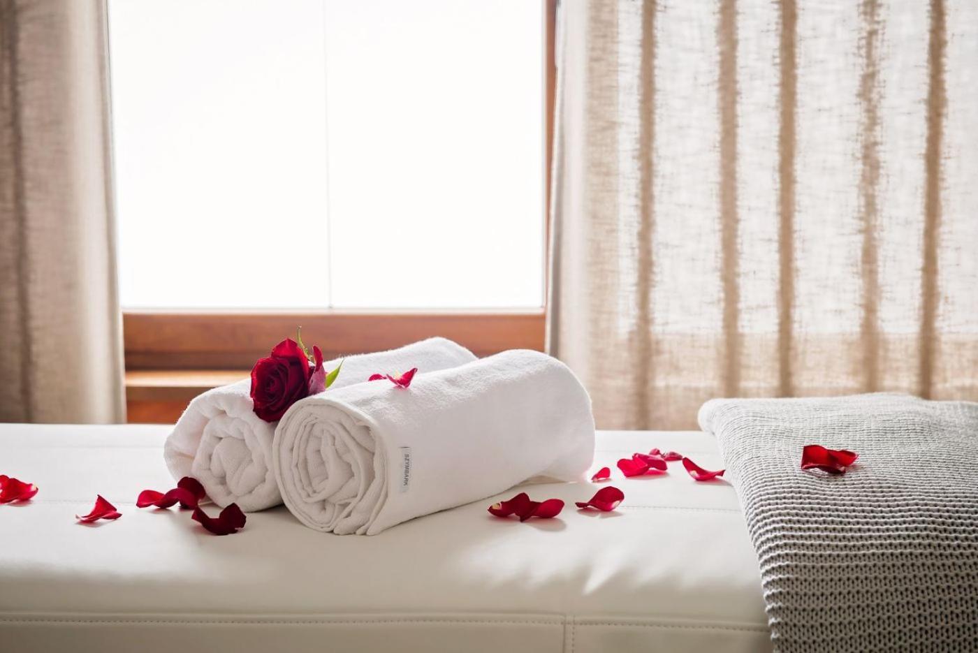 Hotel Szymbark Ngoại thất bức ảnh