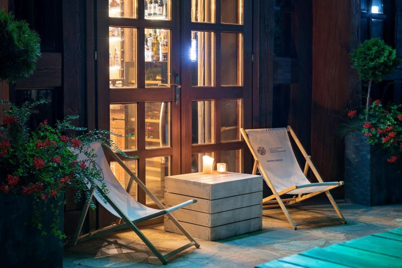 Hotel Szymbark Ngoại thất bức ảnh