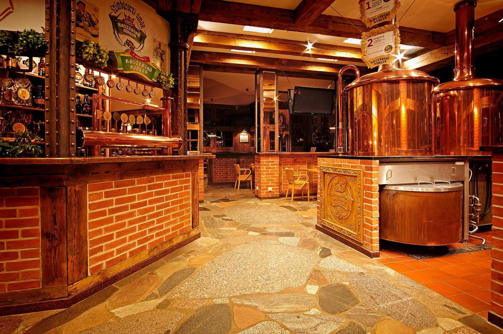 Hotel Szymbark Ngoại thất bức ảnh