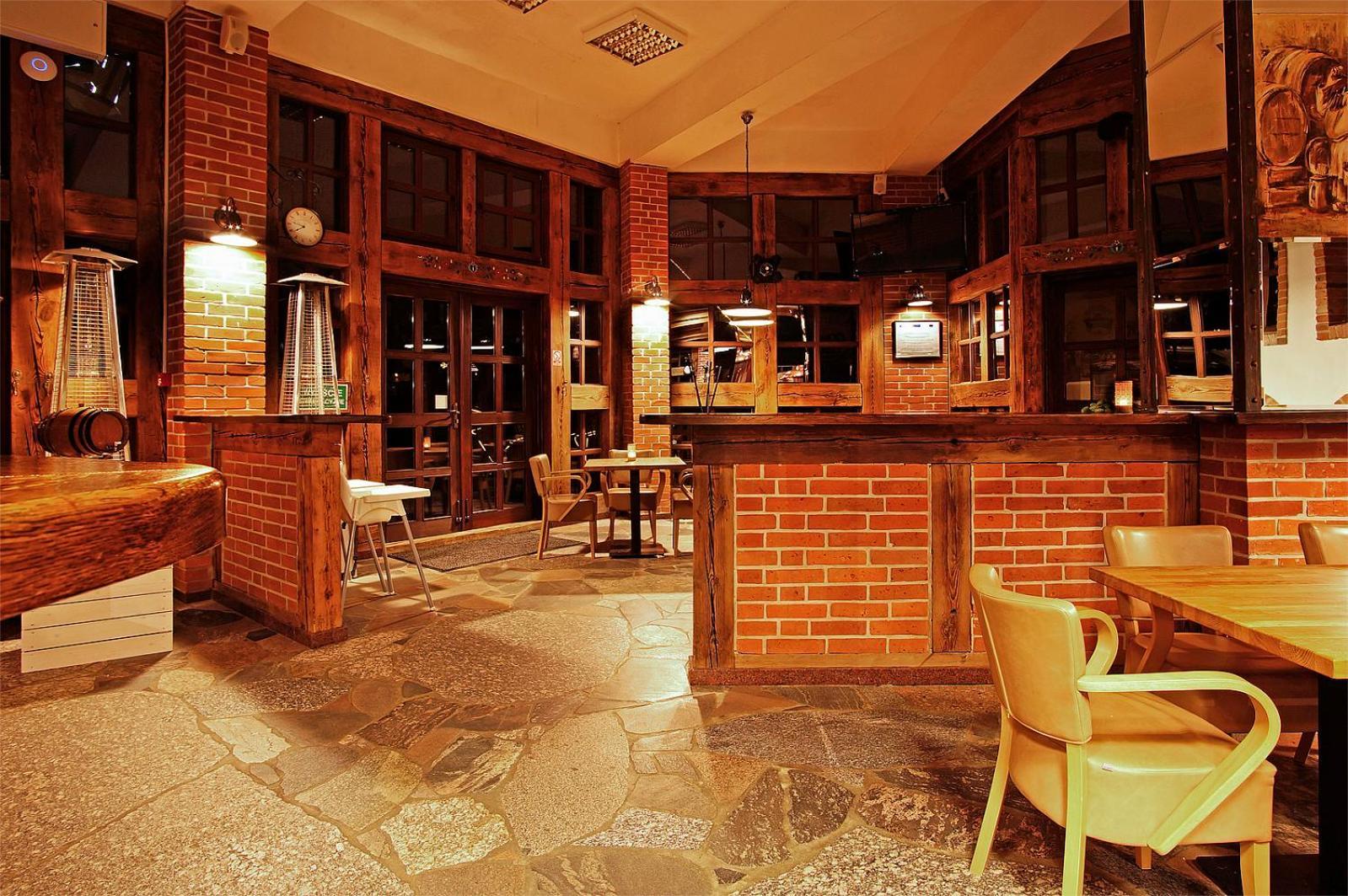 Hotel Szymbark Ngoại thất bức ảnh