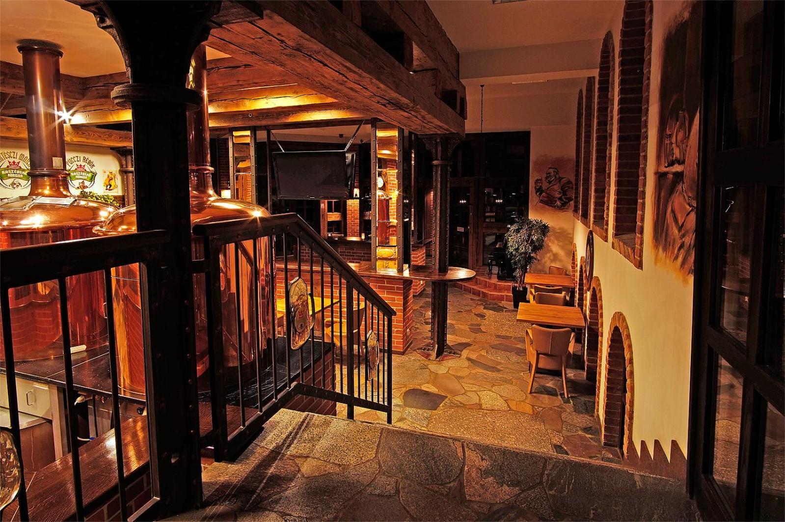 Hotel Szymbark Ngoại thất bức ảnh